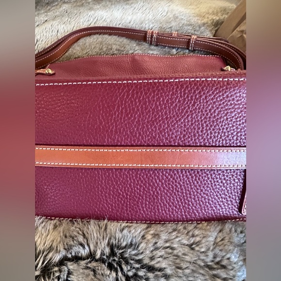 Dooney & Bourke East West Zip Sac Hobo Leather bag burgundy - Picture 13 of 16